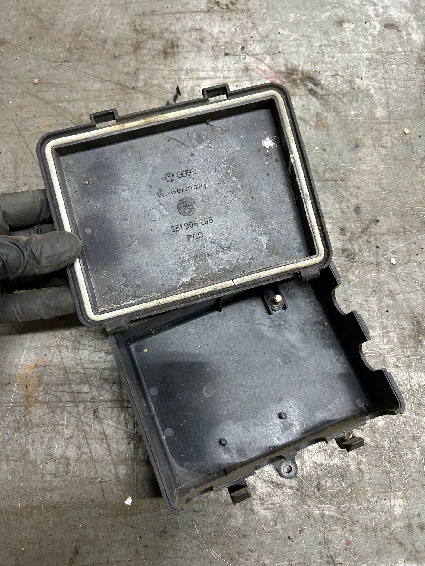 Vanagon Relay Box