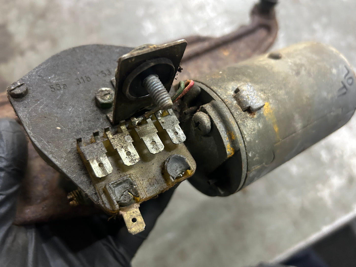 1970-71 Type 1 Beetle Wiper Assembly Parts