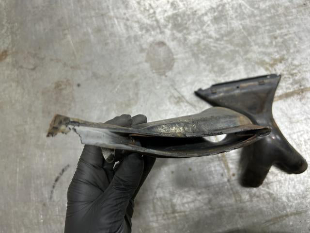 Early Type 3 Dash Defrost Ducts