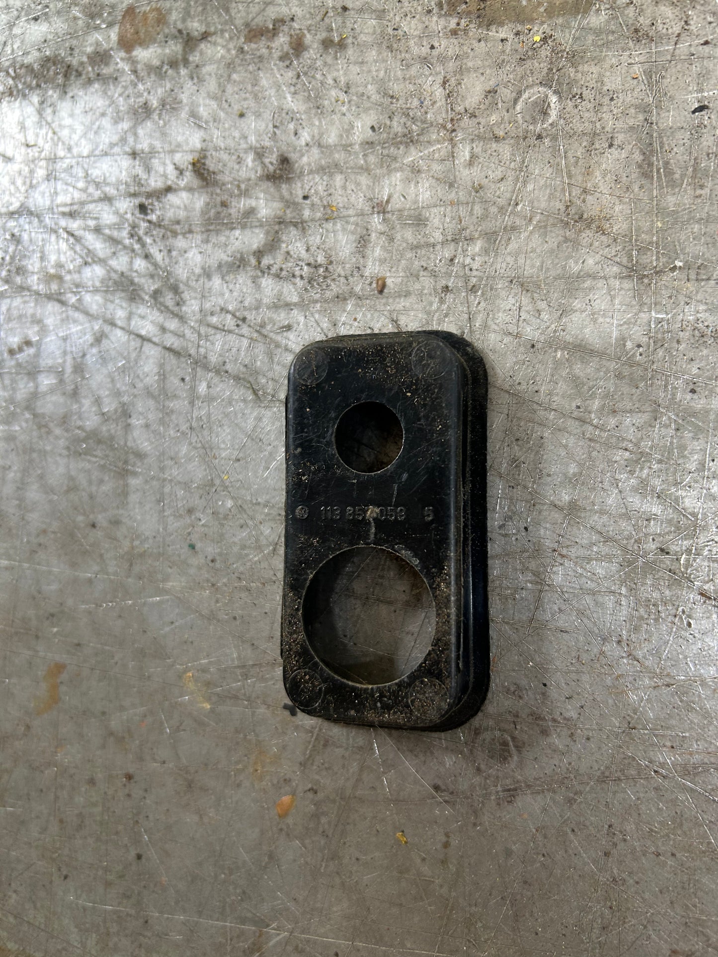 1968-77 Type 1 Beetle Fan/Brake Warning Light Trim