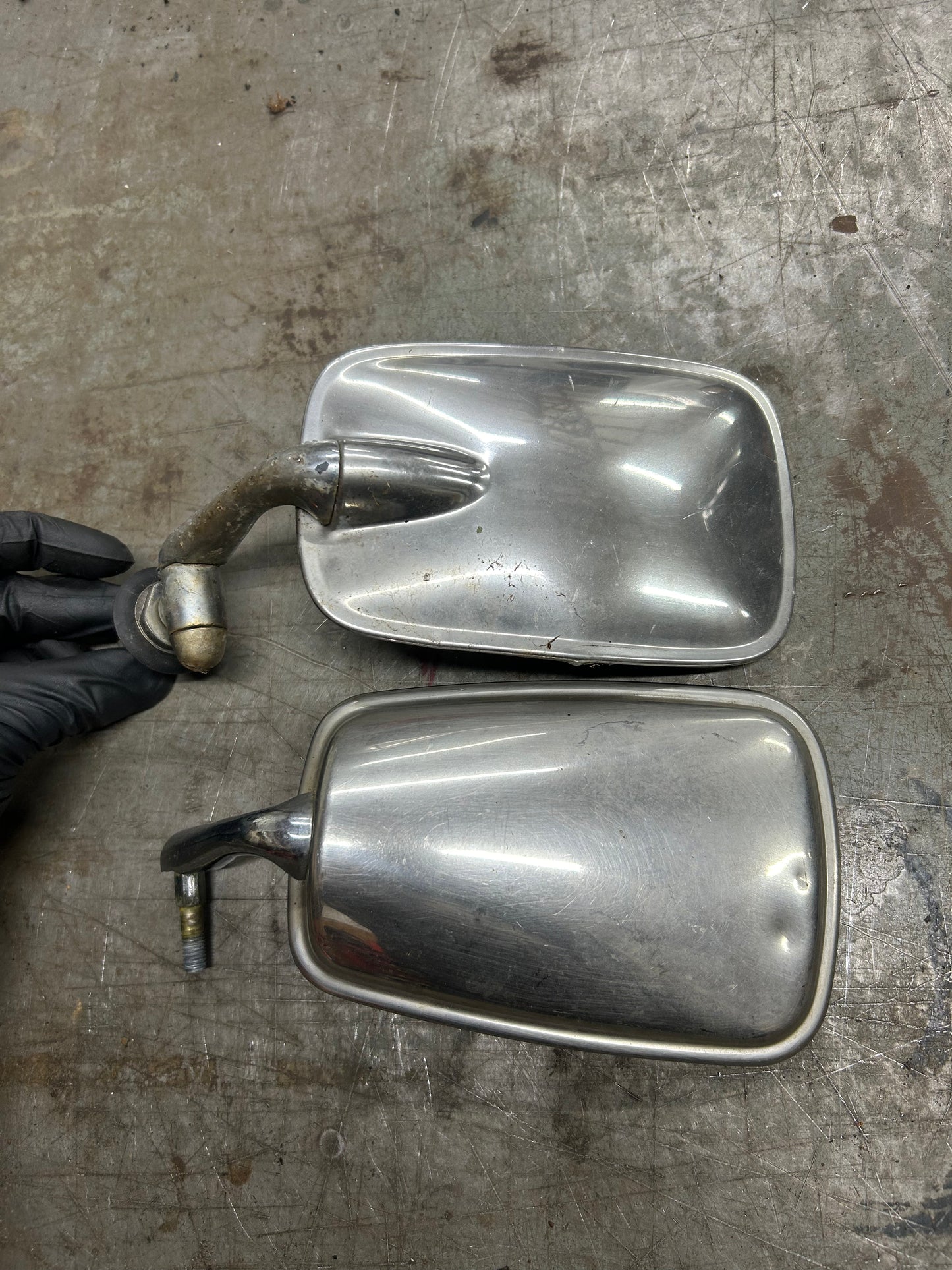 1968-77 Type 1 Beetle Sedan Left Side Mirror Lot
