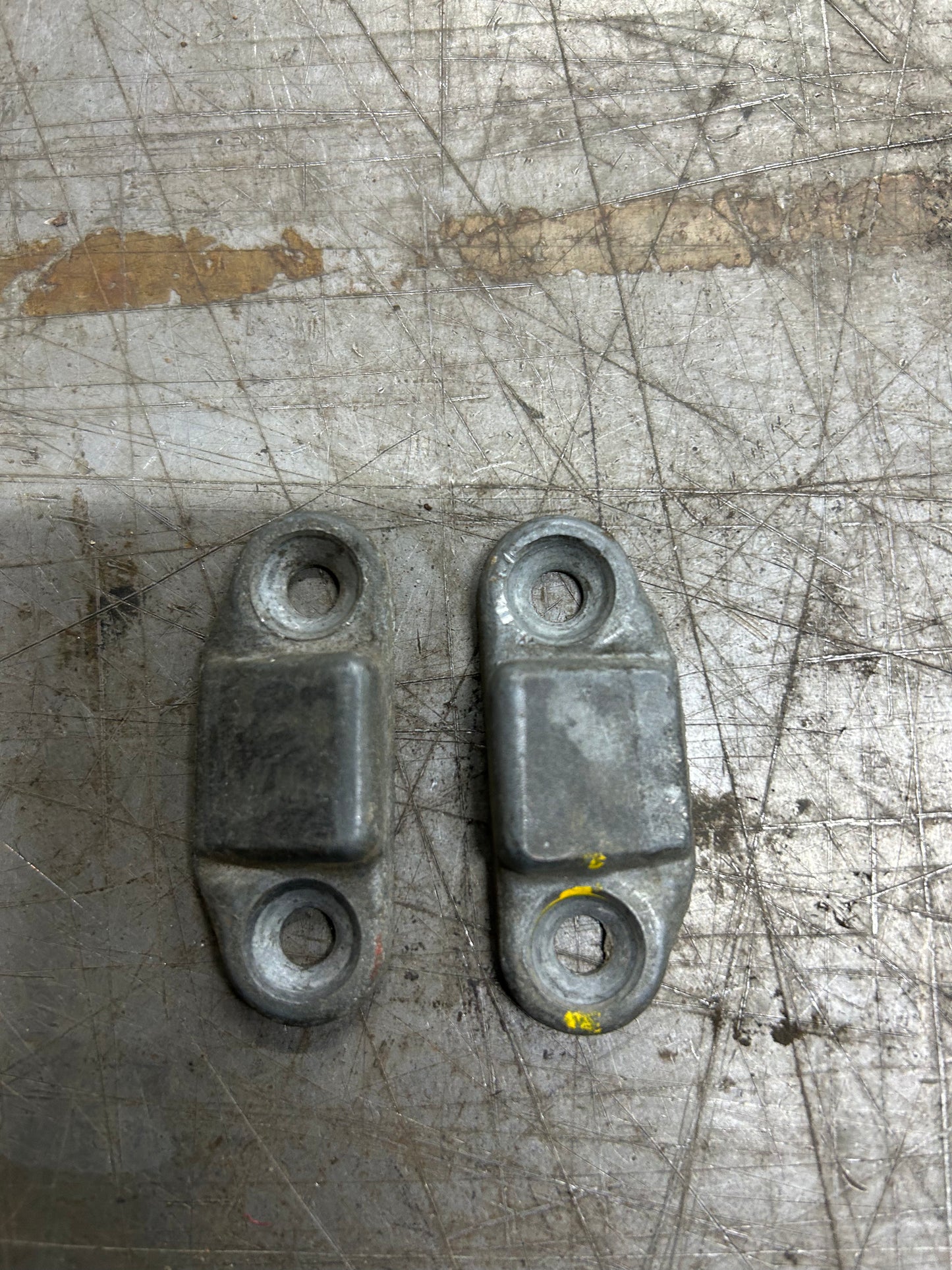Type 2 Bus/Type 3 Squareback Hatch Guide Plate Pair