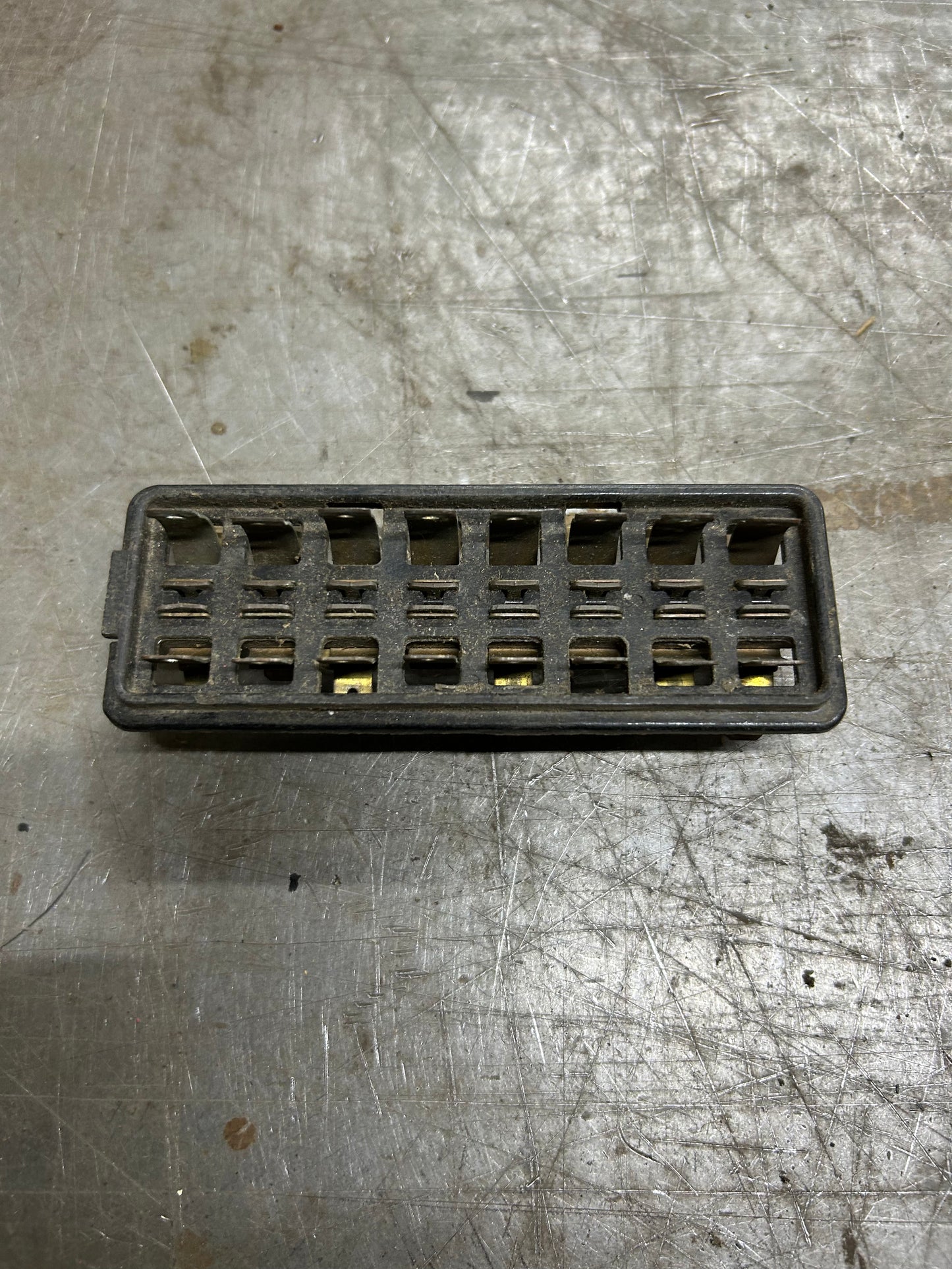 1966-Earlier 8 Pin Type 1 Beetle/Ghia Fuse Panel/Fuseblock