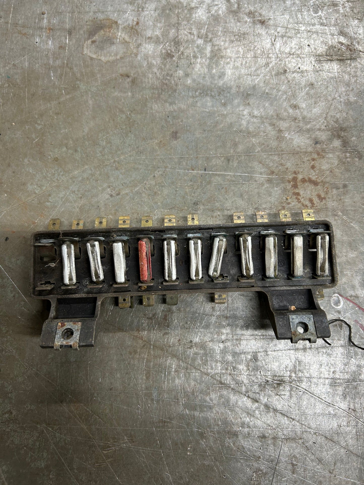 1969-76 Type 3/914 Fuse Panel/Fusebox