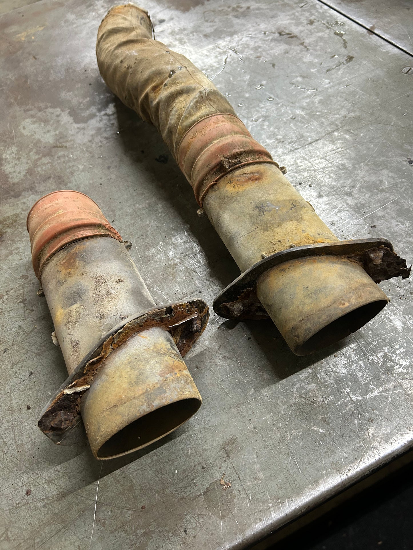 1969-77 Type 1 Beetle Under Seat Heat Duct Pair