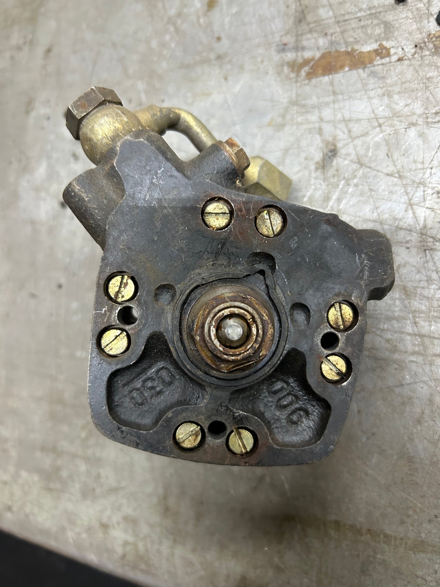 1976-79 Mk1 Rabbit Bosch CIS Fuel Distributor