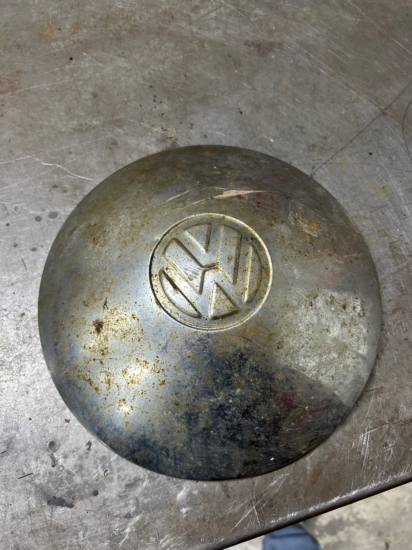 Early Wide 5 Wheel Hub Cap