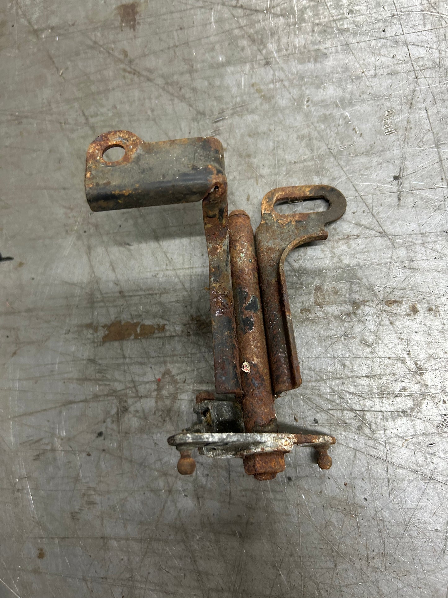 Type 3 Factory Dual Carb Bellcrank Pivot Bracket