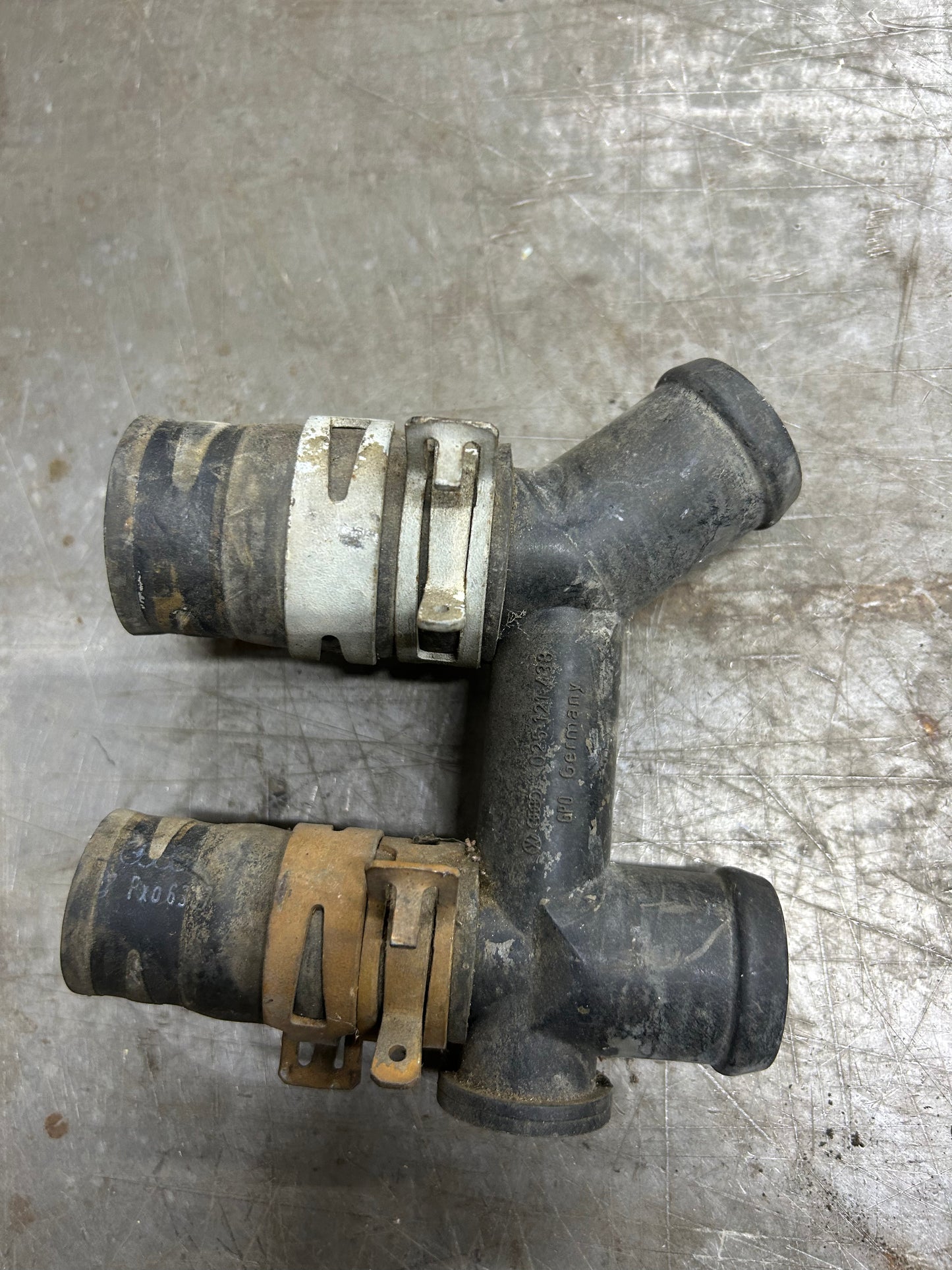 1983-85 Vanagon H Coolant Flange