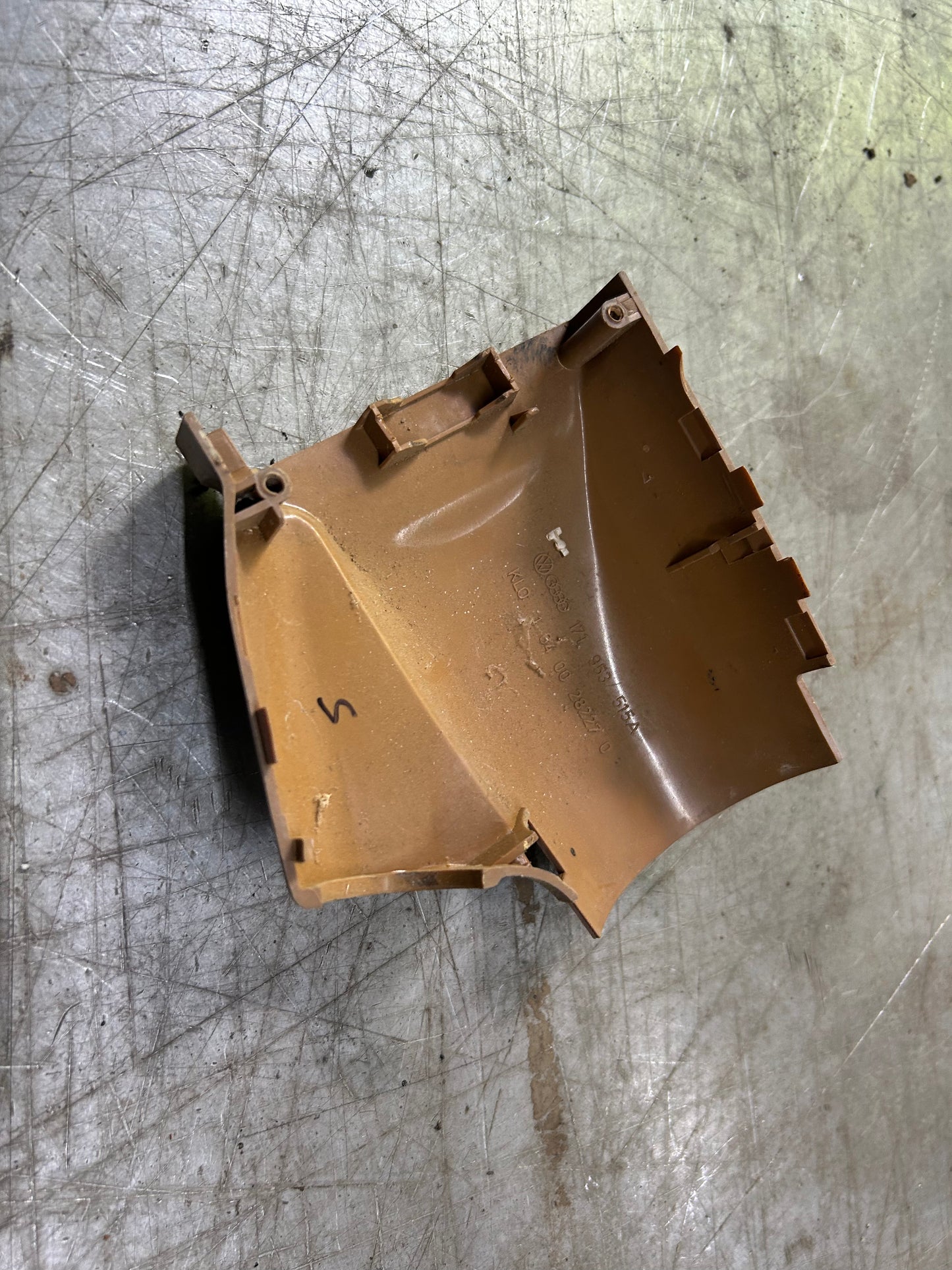 1974-84 Mk1 Rabbit/Caddy Steering Column Cover Half