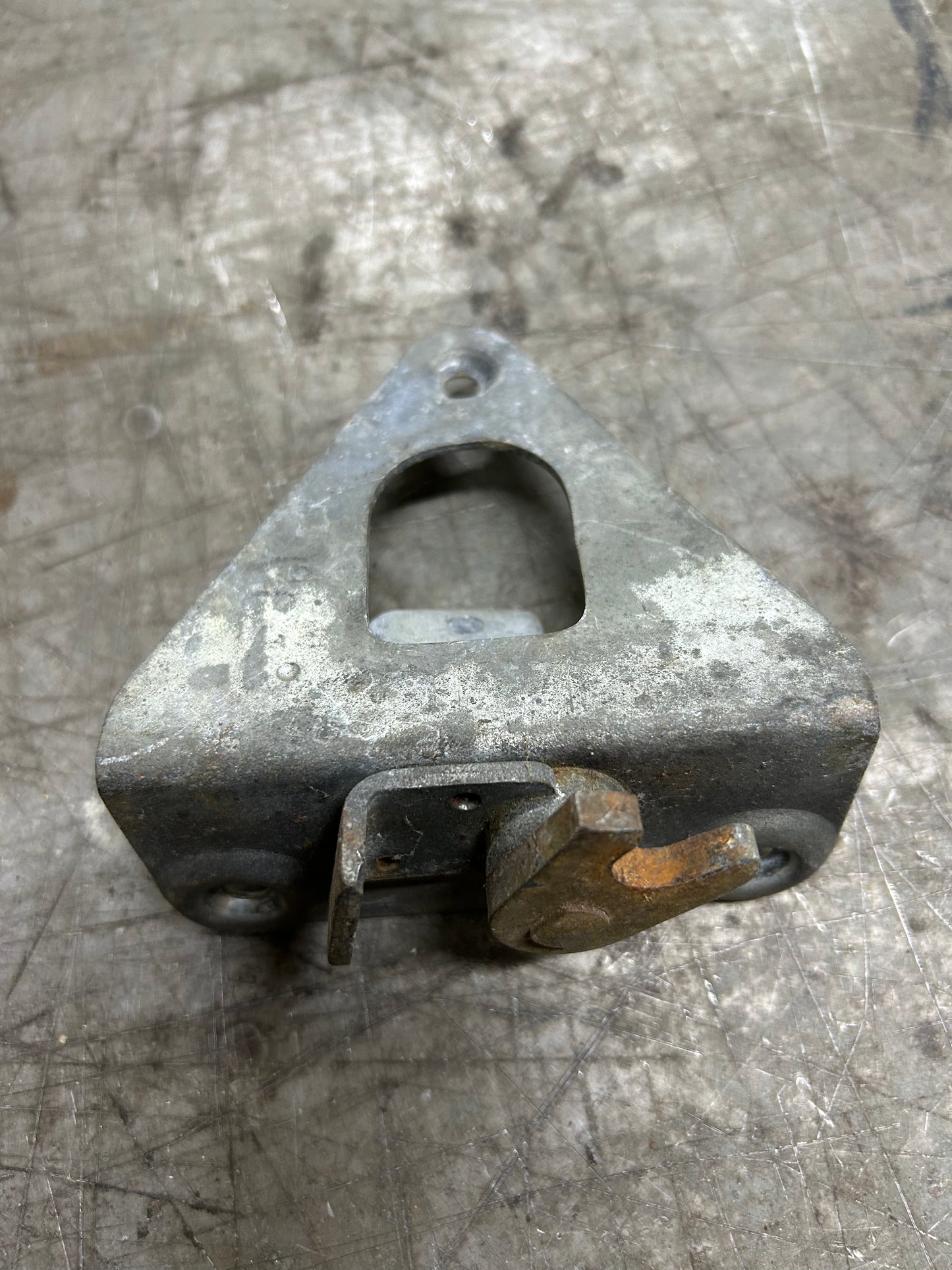 1967-71 Type 2 Bus Rear Hatch Latch