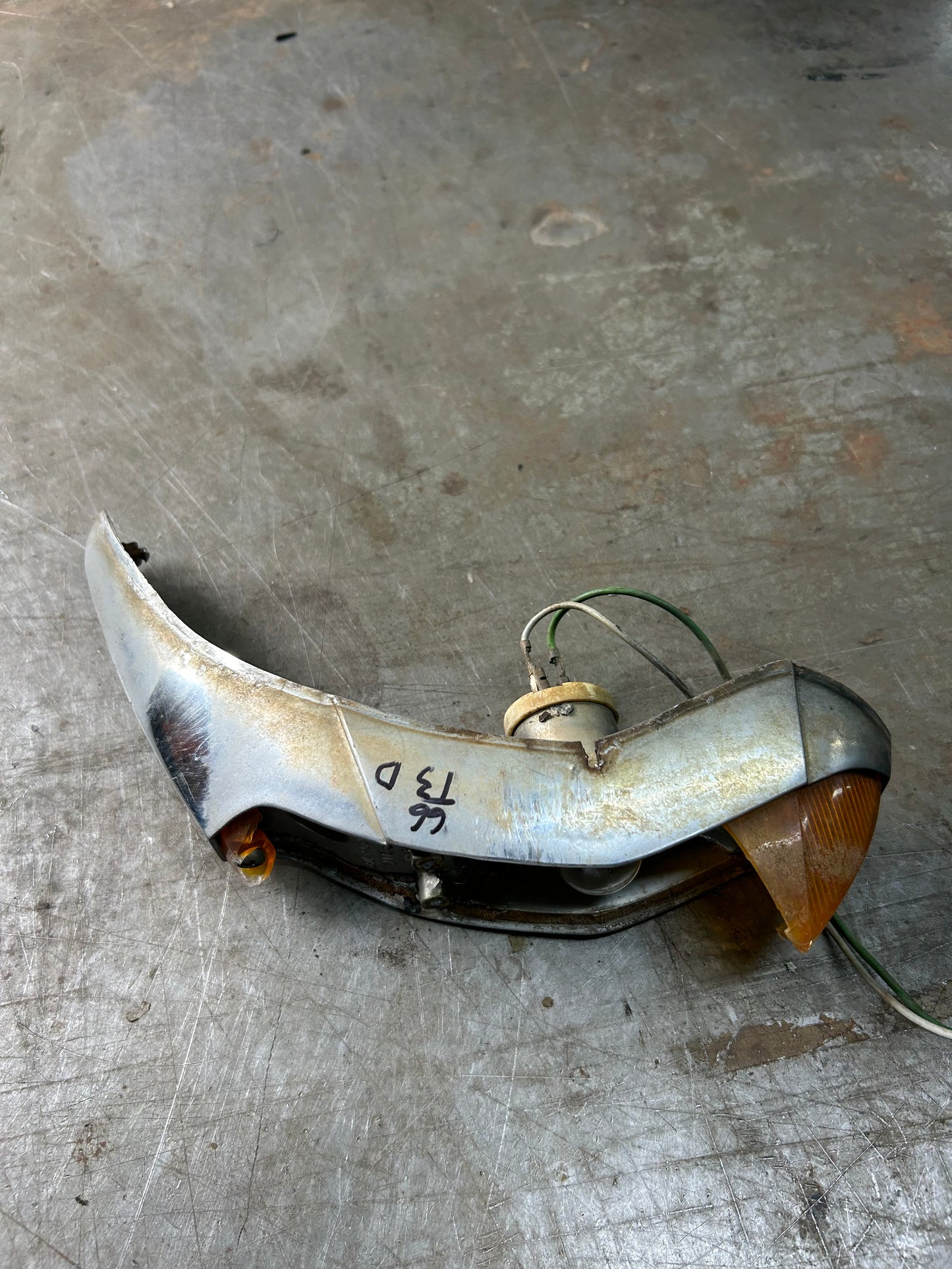 Earlier Model Type 3 Left Front Turn Signal Housing