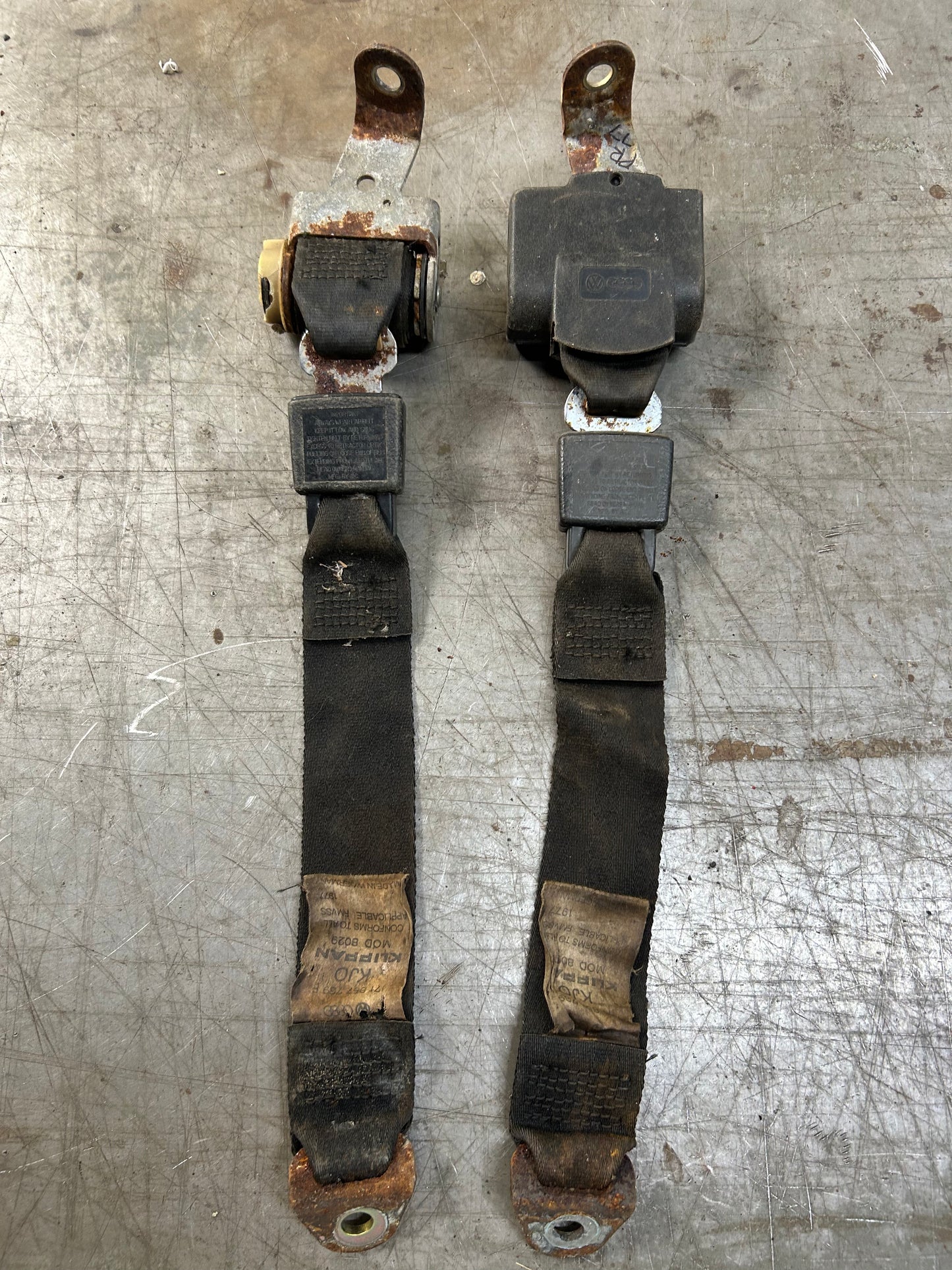 Early Mk1 Rabbit/Scirocco Rear Seat Belt Set