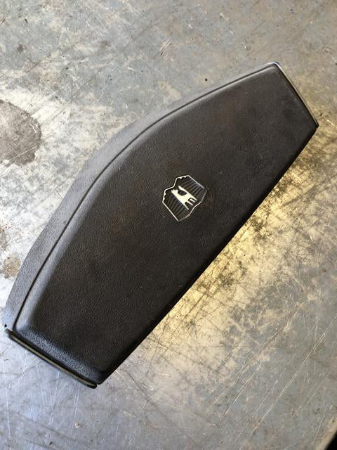 B1 Dasher Deluxe Horn Center