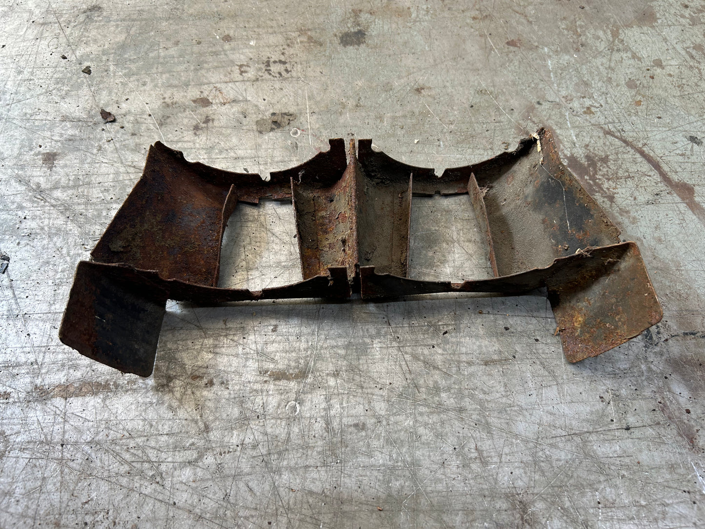 Type 3 Lower Cylinder Deflector Tin