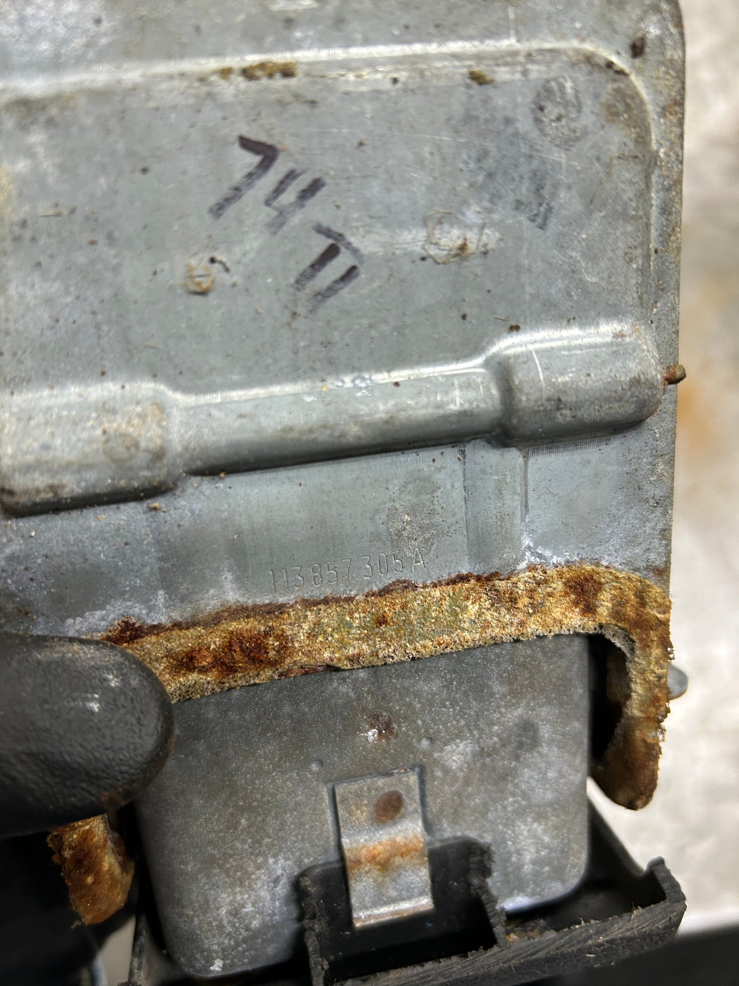1968-73 Type 1 Beetle Autostick Ashtray