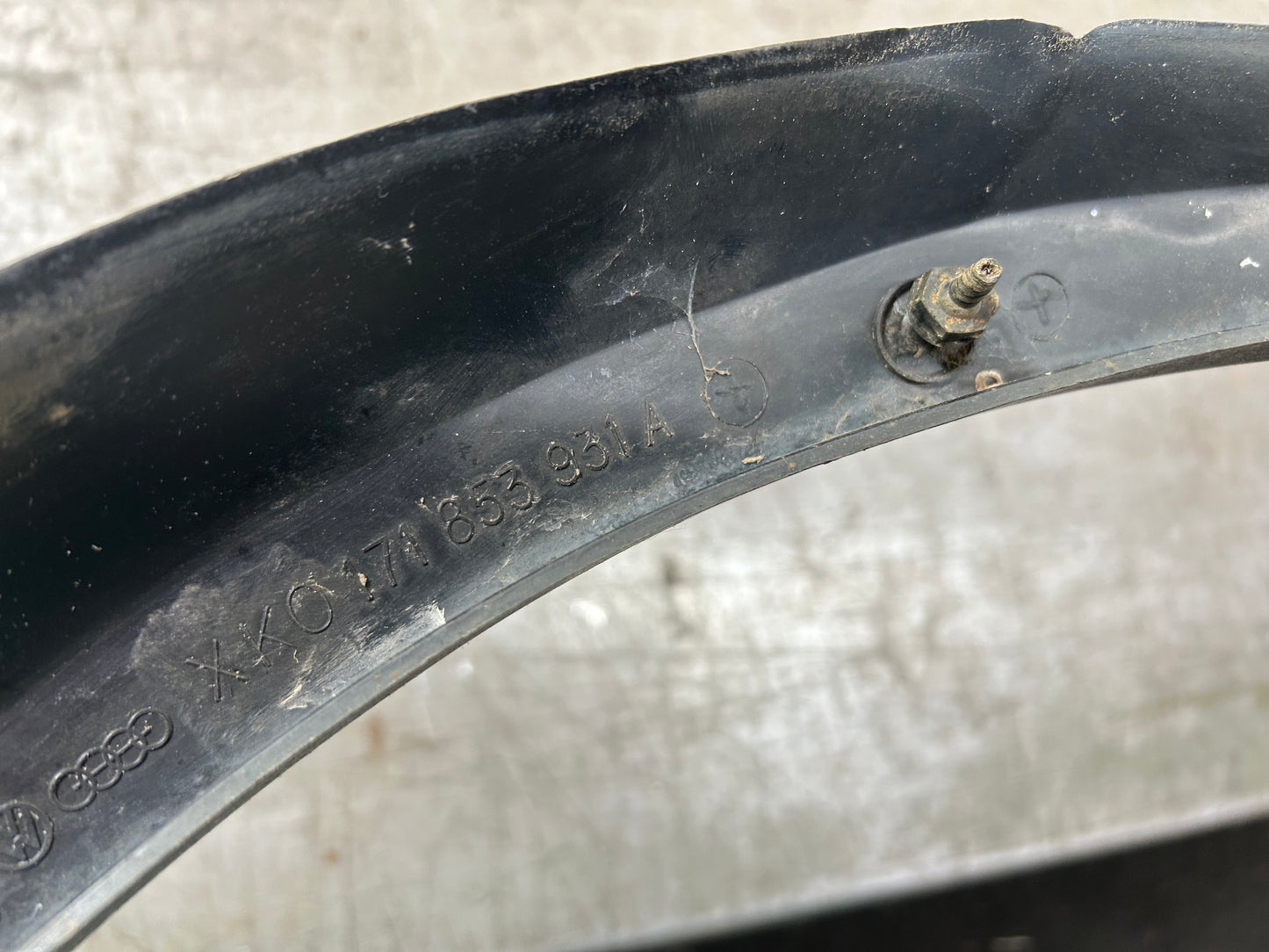MK1 Rabbit/Jetta/Cabby Rear Stone Guard Pair