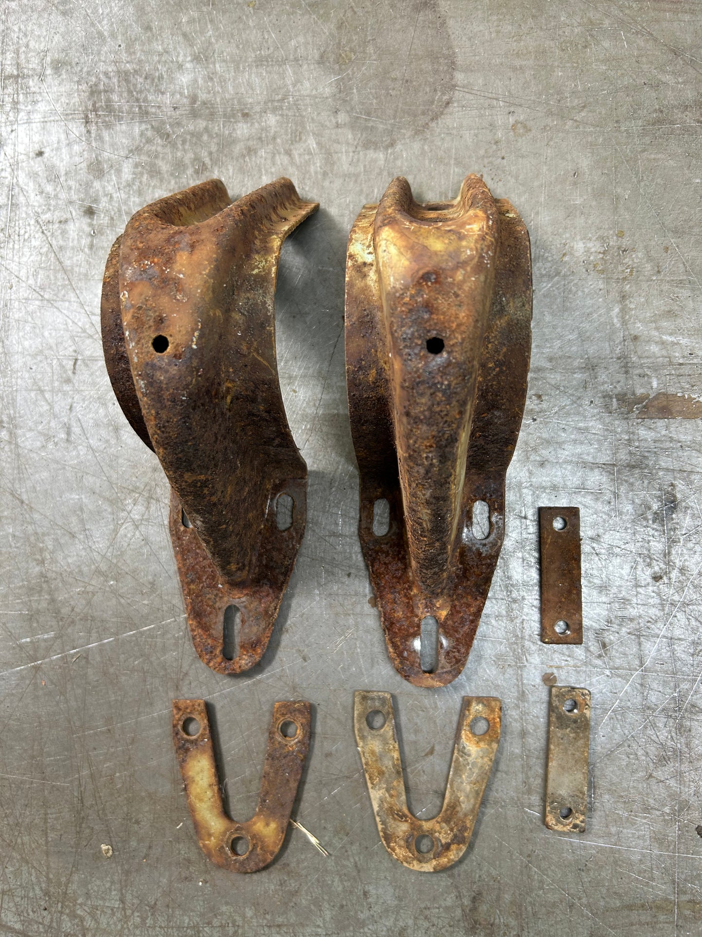 Type 1 Beetle Decklid Hinge Pair