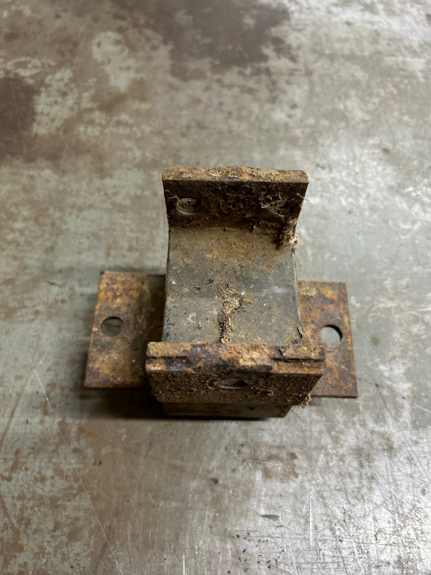 1968-71 Type 2 Baywindow Bus Front Transaxle Mount