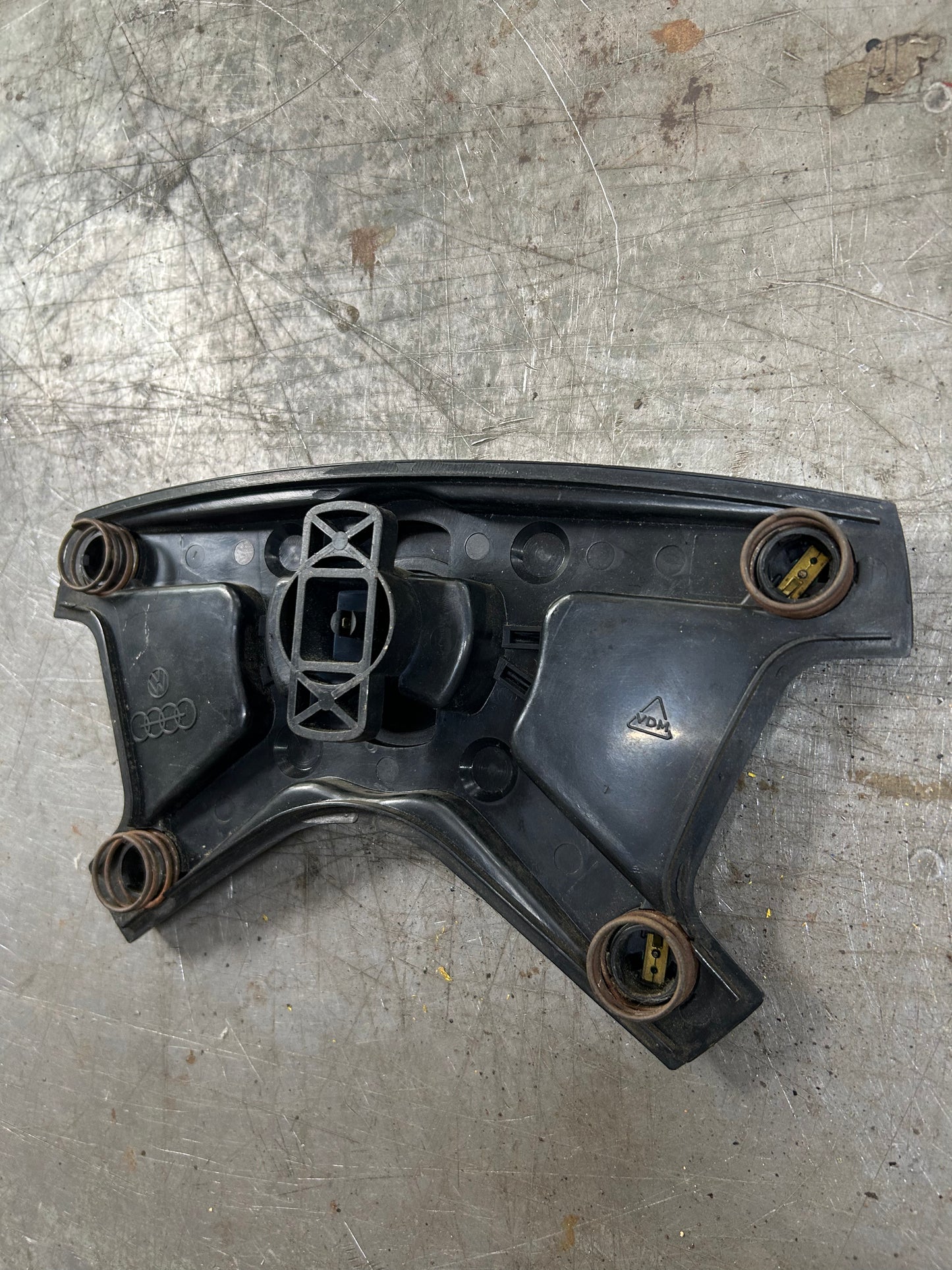 1974-79 Type 1 Beetle Steering Wheel Horn Pad
