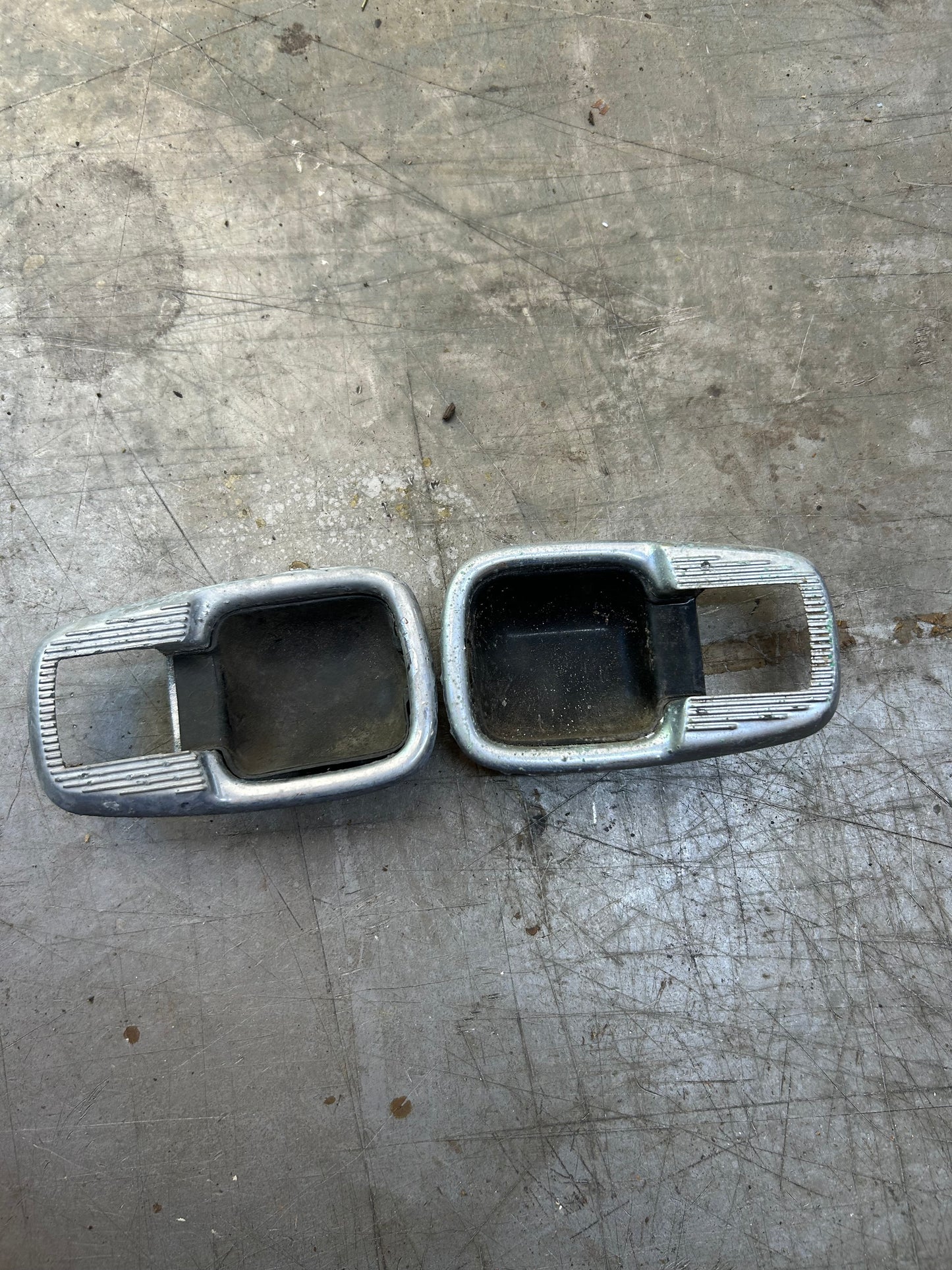1967-70 Type 1 Beetle Interior Door Handle Trim Pair Chrome
