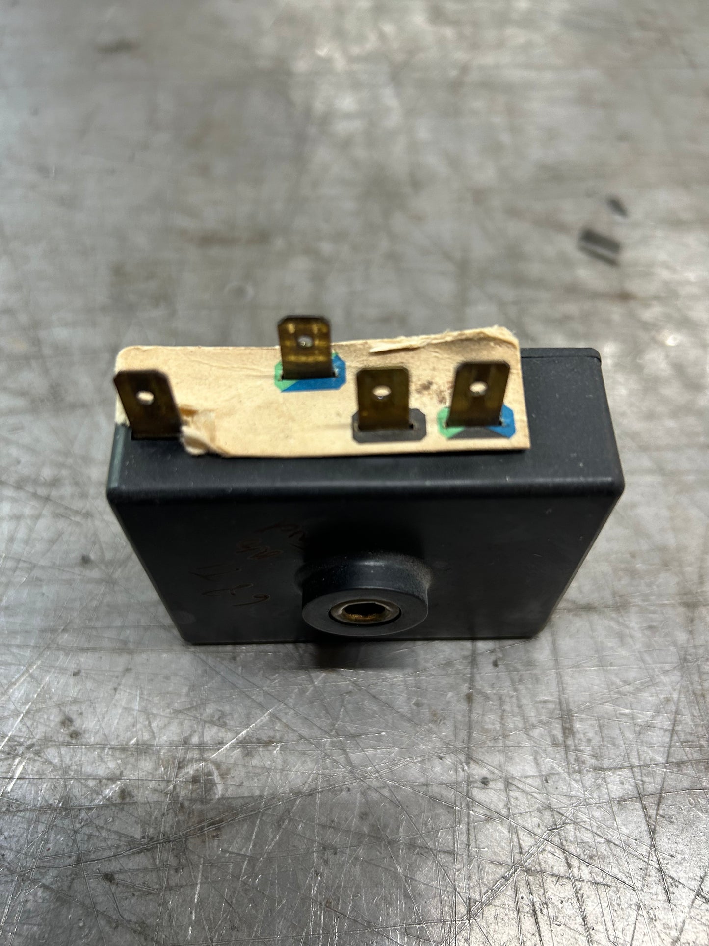 1968-70 Type 1 Beetle 4 Terminal Flasher Relay