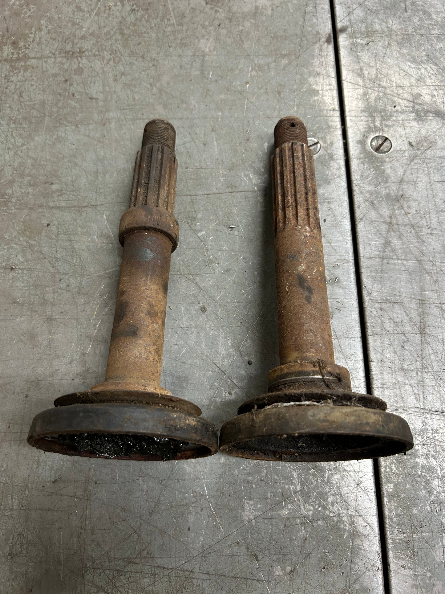 1969-79 Type 1 Beetle/Ghia/Type 3 Rear Stub Axles