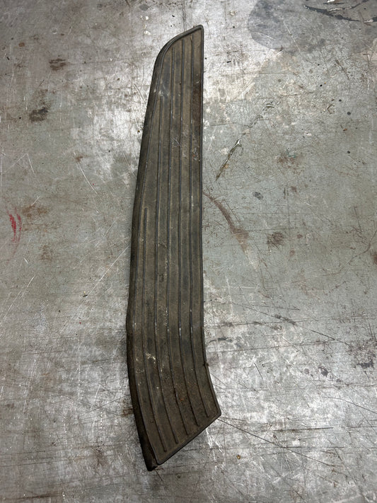 1968-72 Type 2 Baywindow Bus Bumper Step Pad