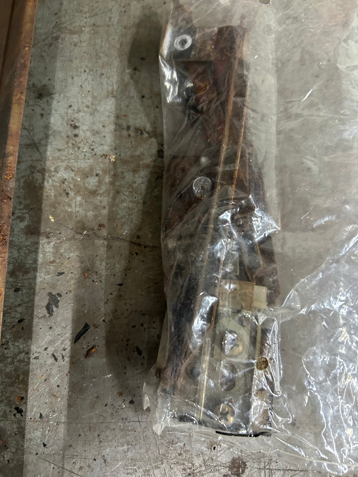 Mk1 Rabbit/Jetta Sunrood Wind Deflector/Parts