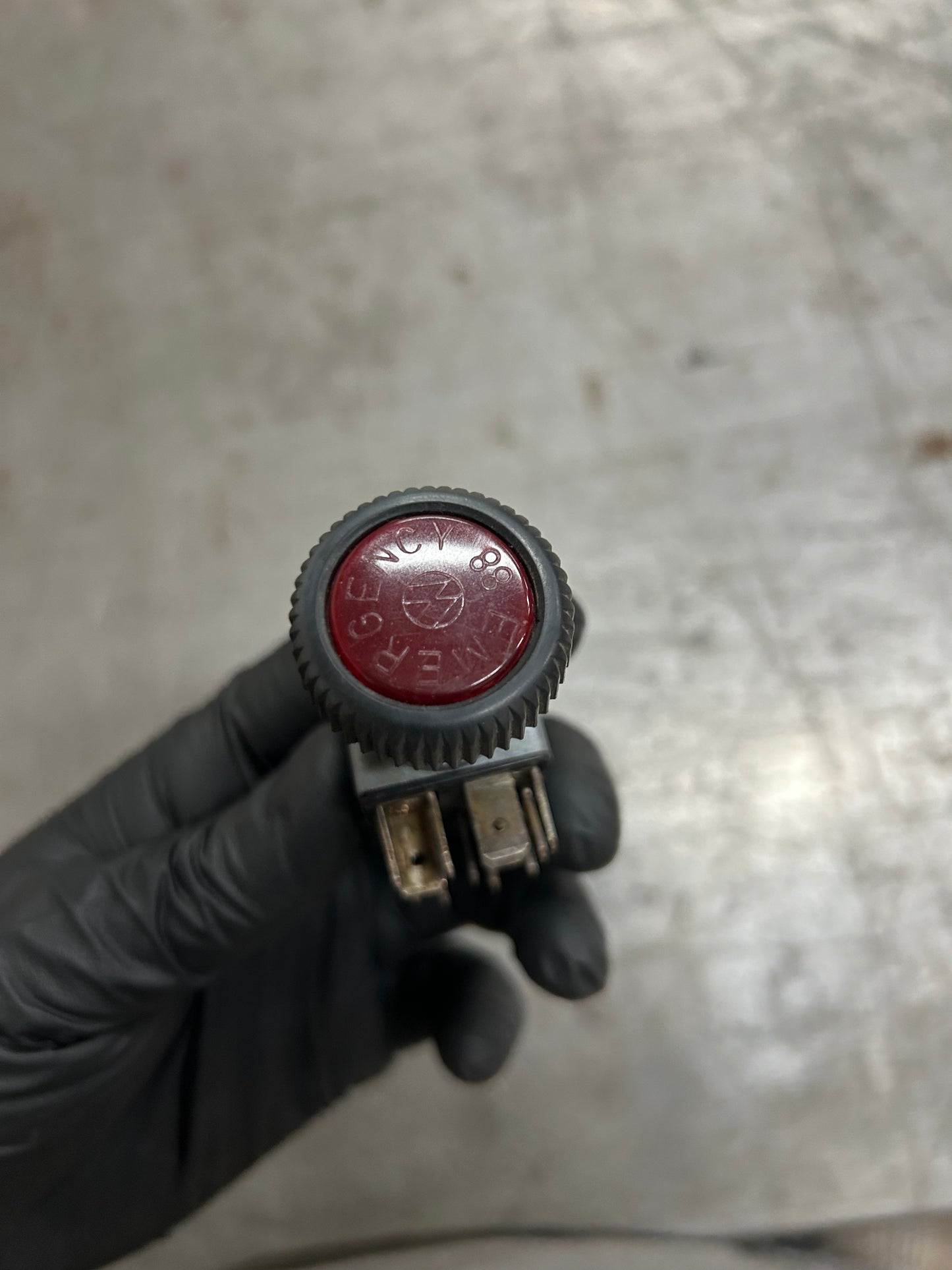 1968 Type 1 Beetle Emergency Flasher Switch