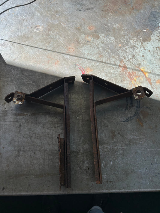 Late Type 3 Rear Bumper Bracket Pair