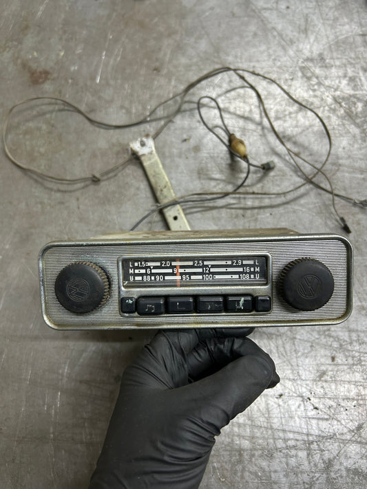 Grundig Emden LMU Radio