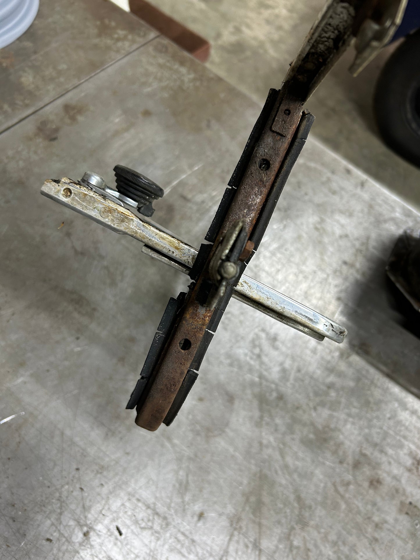 1968-79 Type 2 Baywindow Left Vent Window