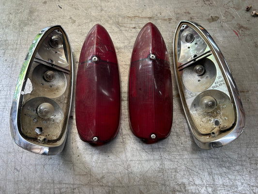 1969-Earlier Type 3 Taillight Assembly Pair