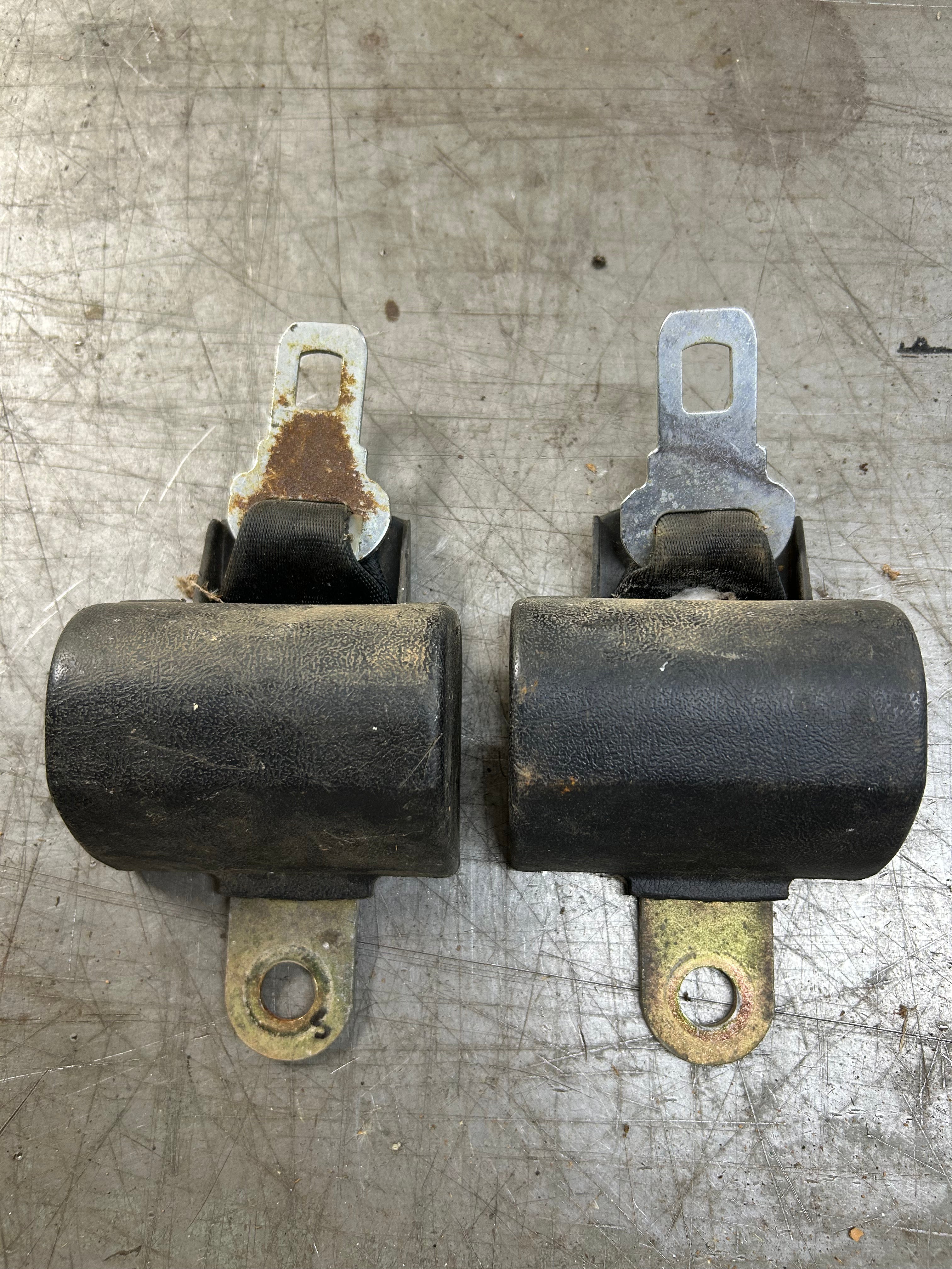 1979-80 MK1 Rabbit Rear Seat Belt Retractor Pair ...
