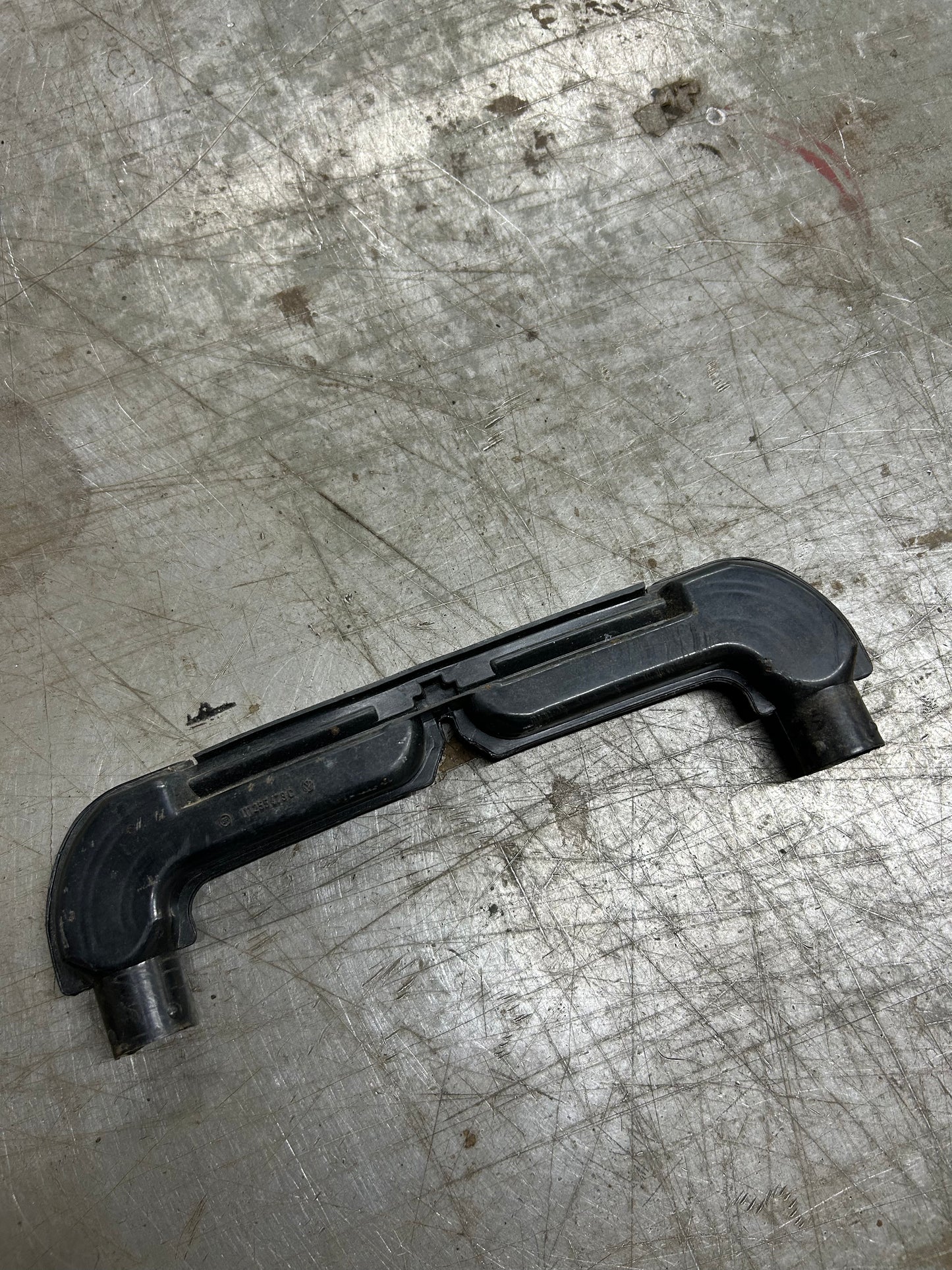 1968-77 Type 1 Standard Beetle Center Defrost Duct