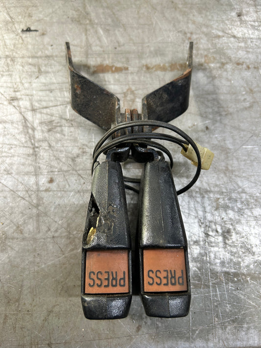 ~1977-79 Super Beetle Convertible Seat Belt Receiver