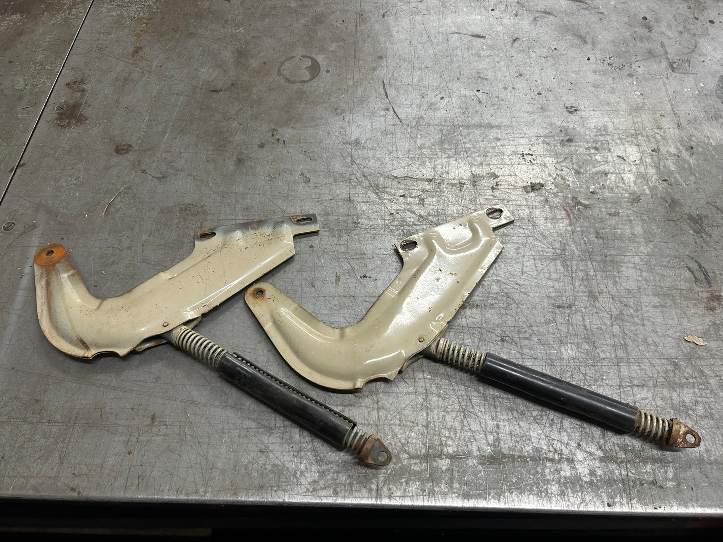 1962-77 Type 1 Standard Beetle Hood Hinge Pair