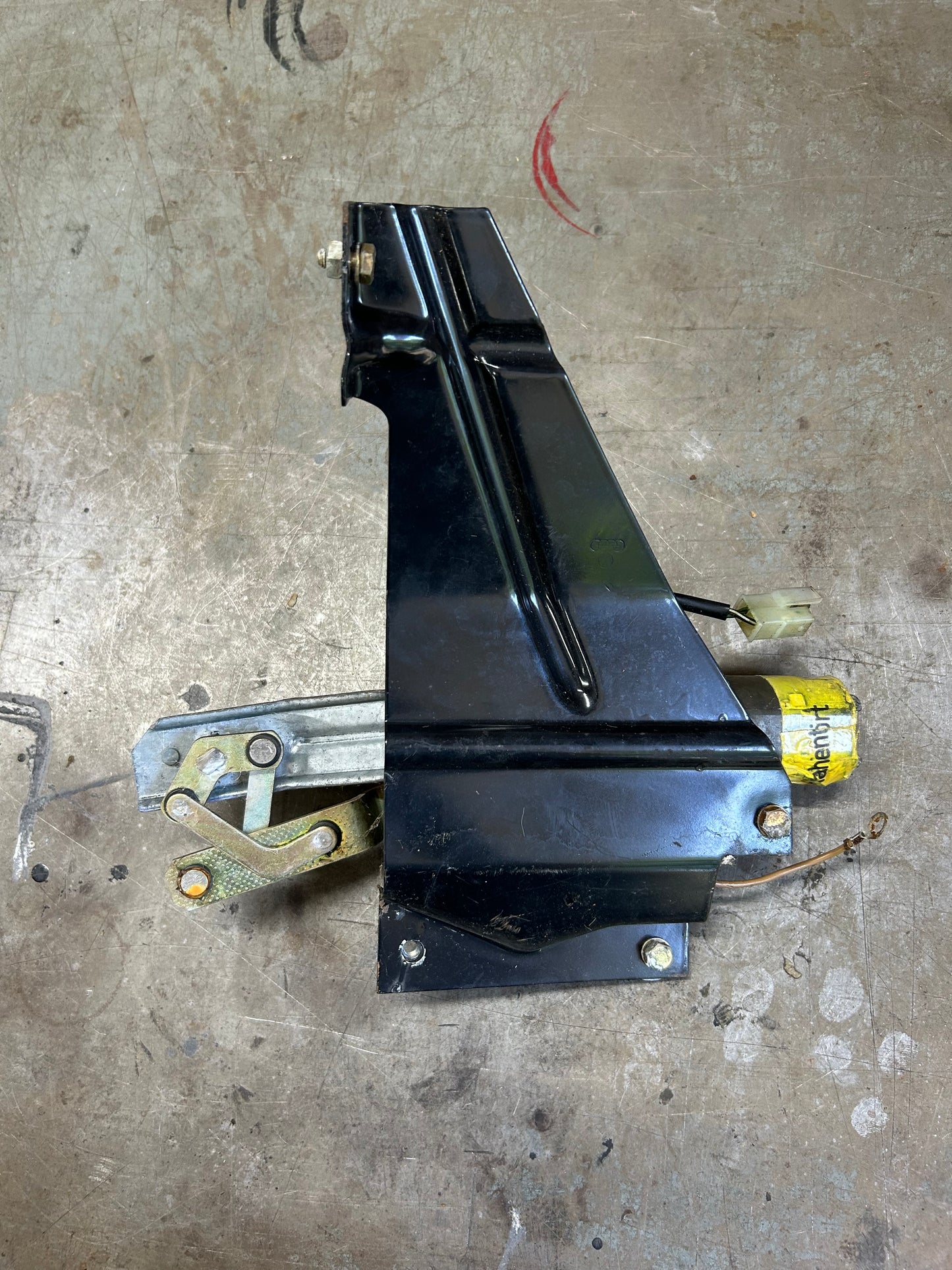 Vanagon Rear Wiper Motor Assembly Parts