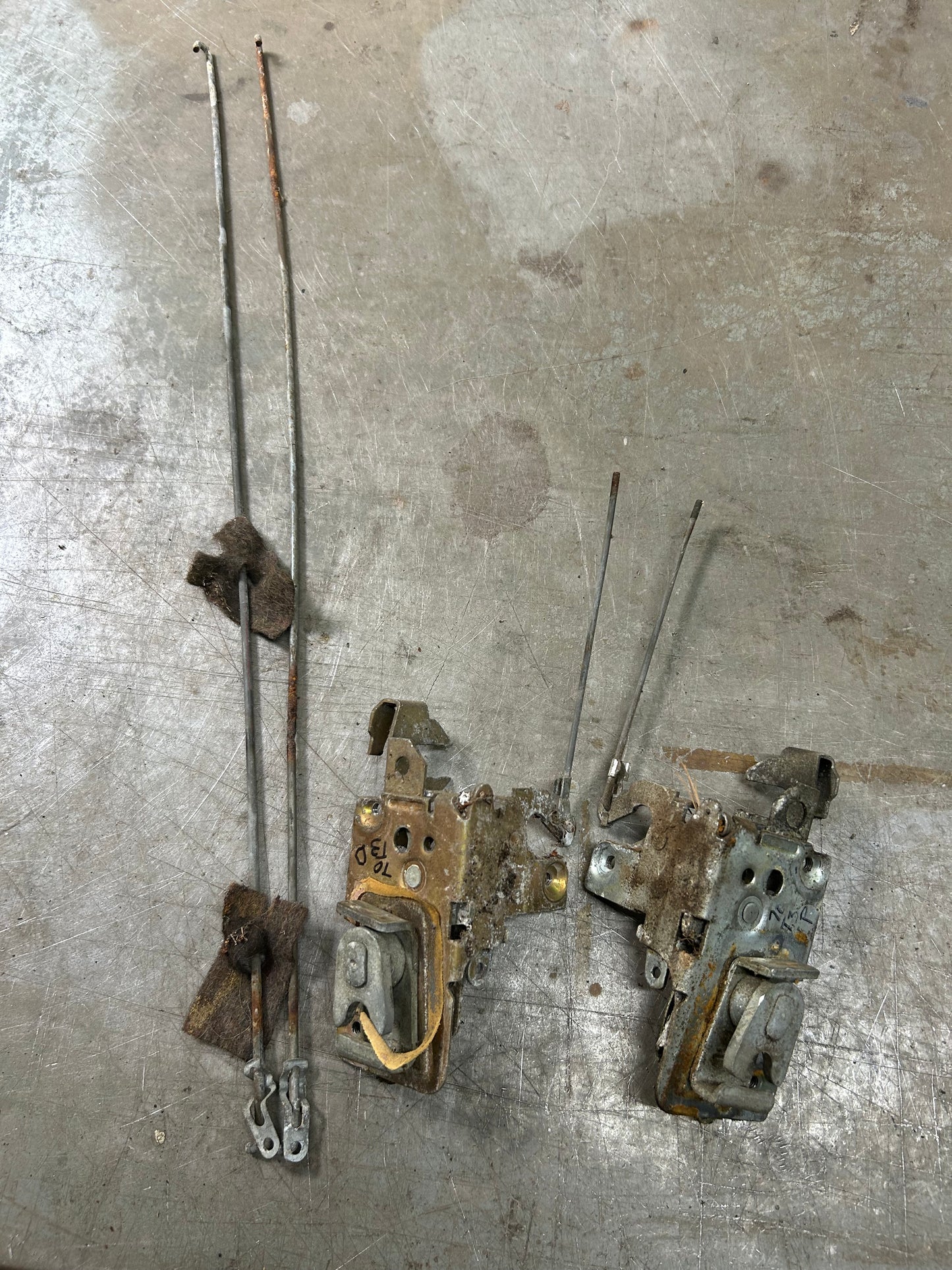 Later Model Type 3 Door Latch Assembly Pair