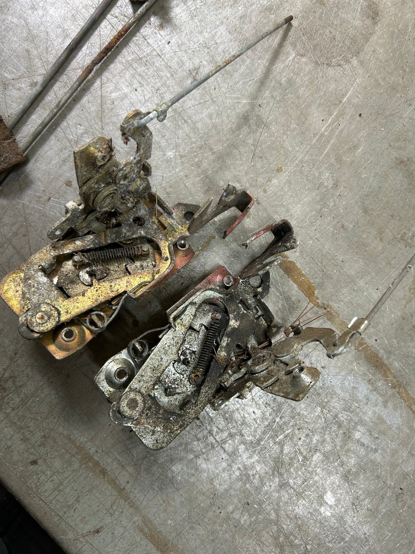 Later Model Type 3 Door Latch Assembly Pair