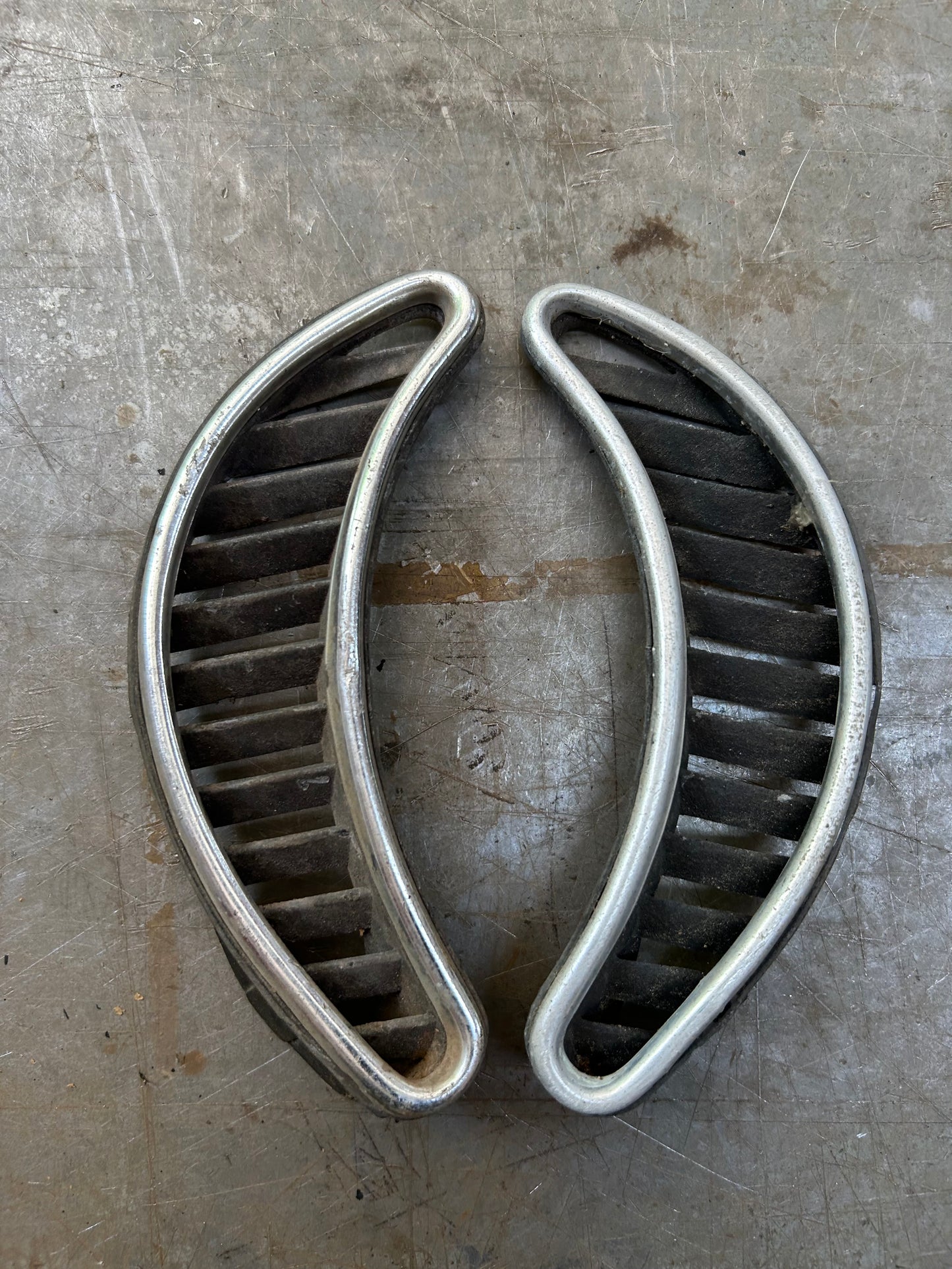 1971-77 Type 1 Beetle C Pillar Air Vent Deluxe Pair