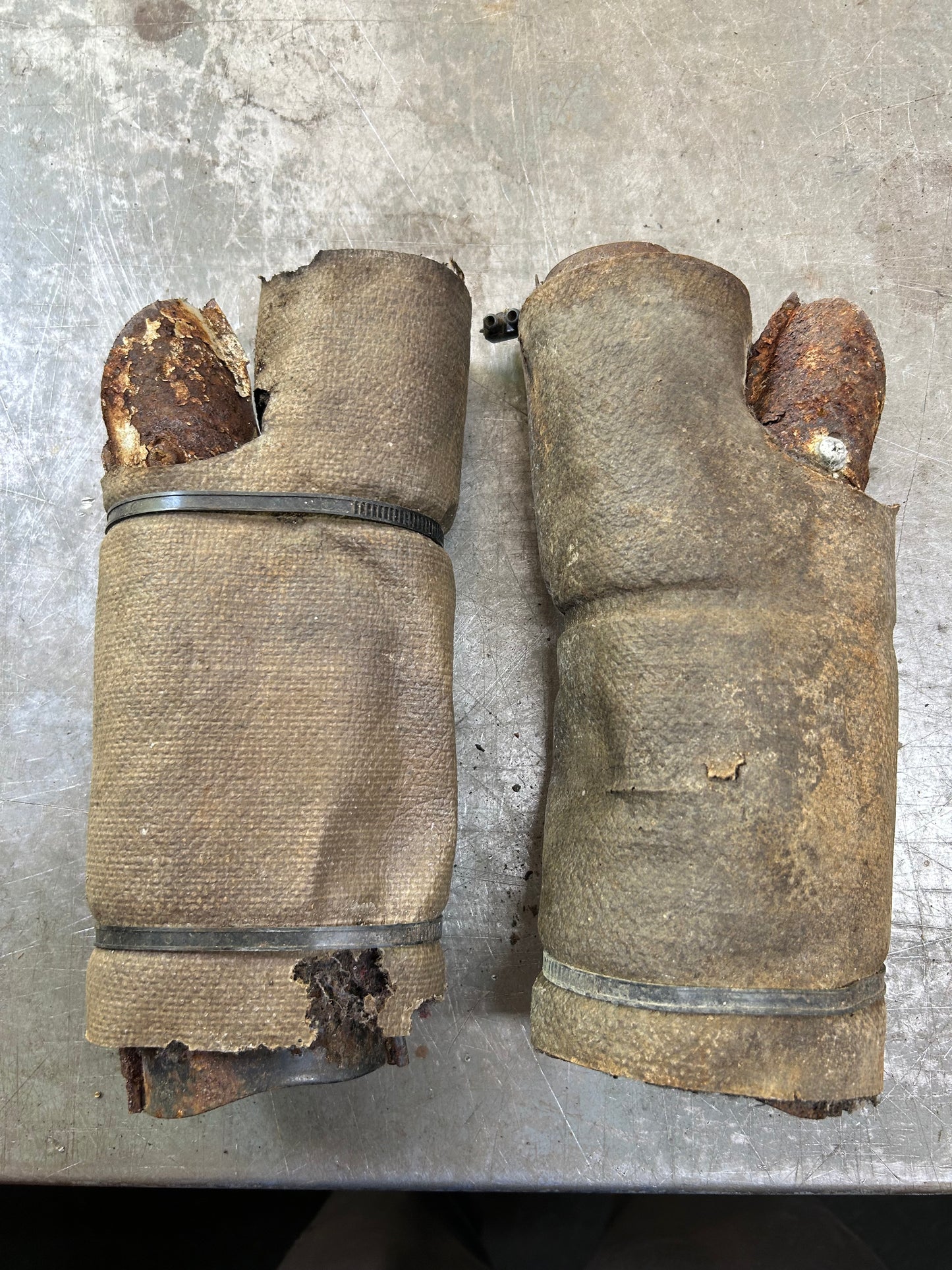 1968-79 Type 1 Beetle Under Seat Heat Duct Pair